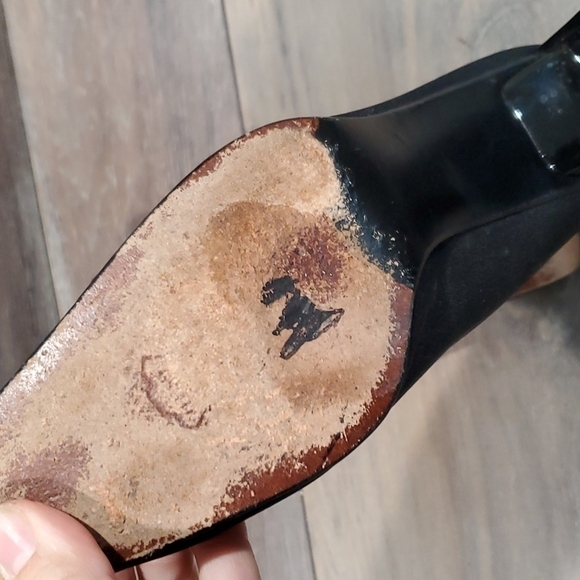 Stuart Weitzman Womens square toe dress heels sz 6.5B shoes - Picture 9 of 11